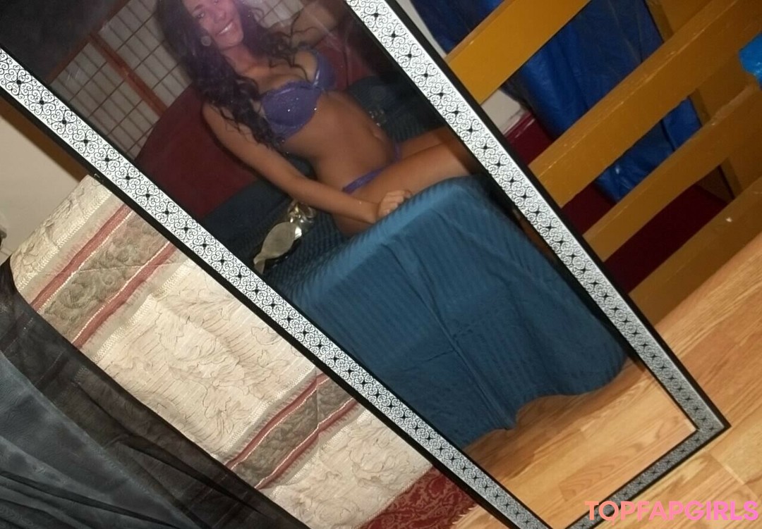 Ava Glam Model sexy model pics