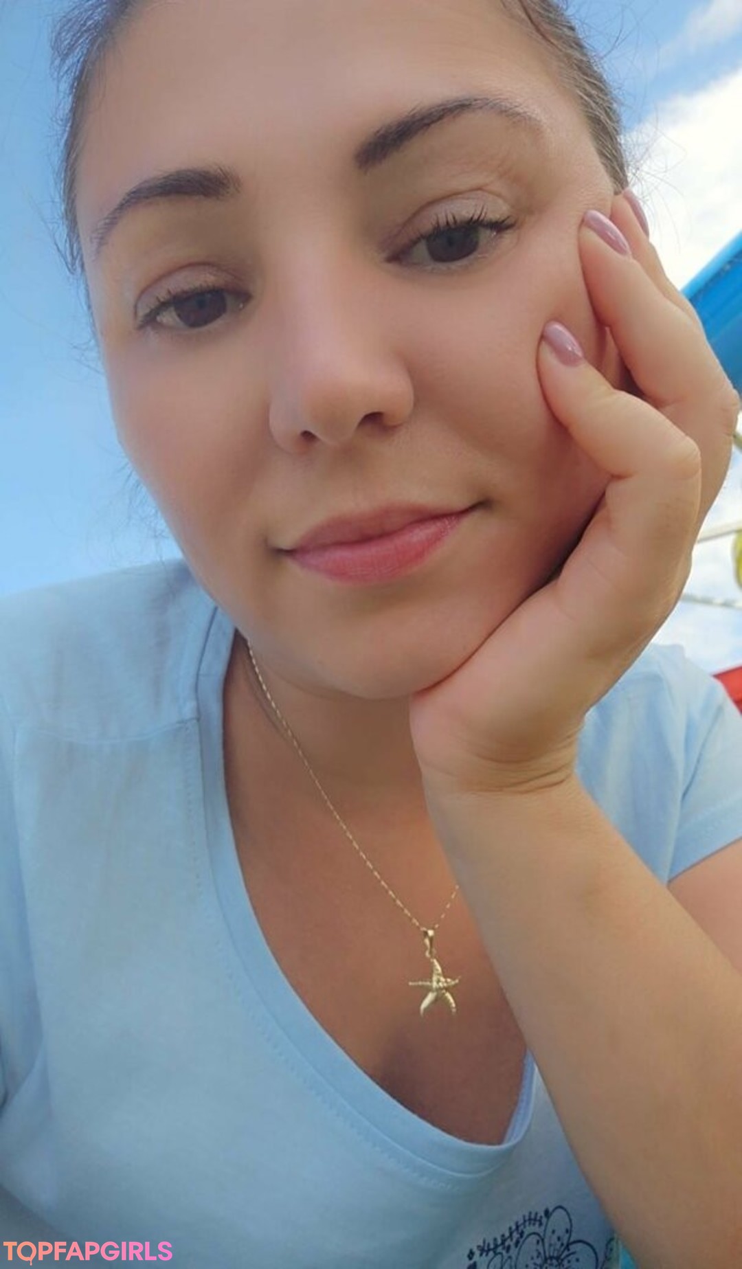 curvy xxx onlyfans pornographic photos
