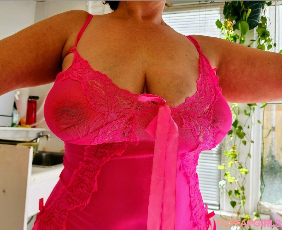 Susan 36DDD VIP top model gallery