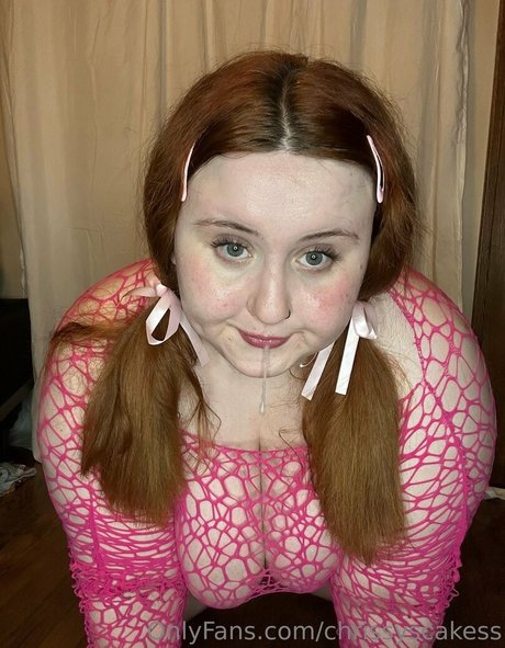 Chrissyscakess model free photos