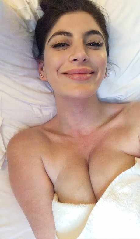 Ariana Basseri nudes star picture