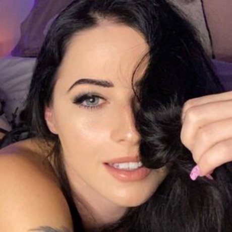 Devindelaney pornstar beautiful archive