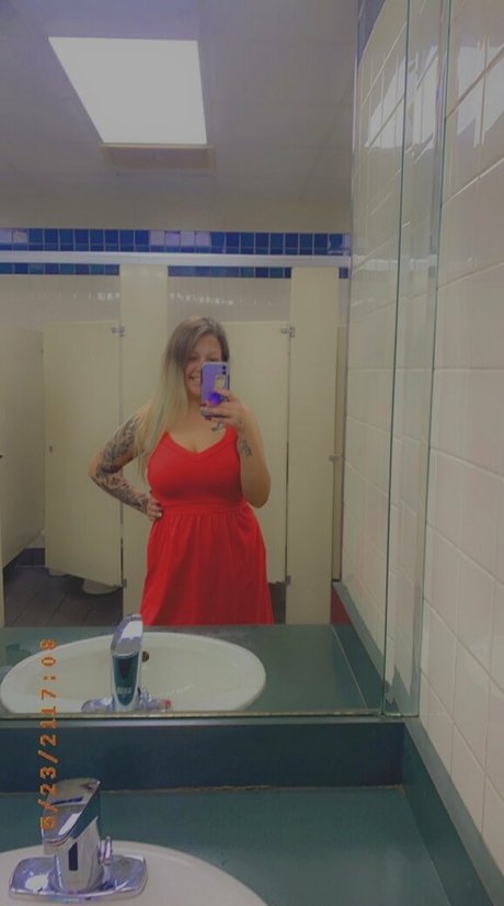 mature lingerie onlyfans exclusive images