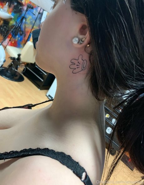 jessytaylorduh sexy actress pic