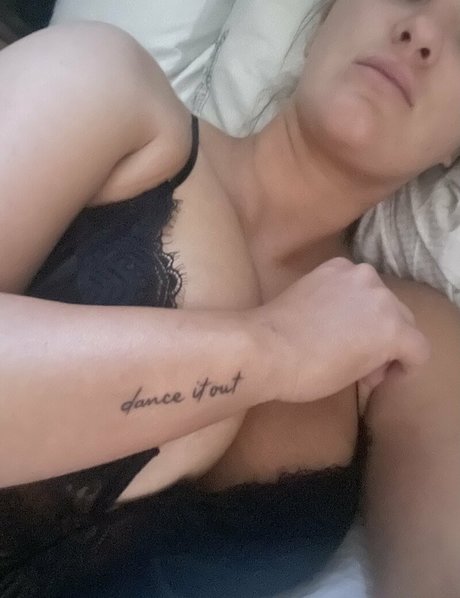 emilyyxx hd actress img