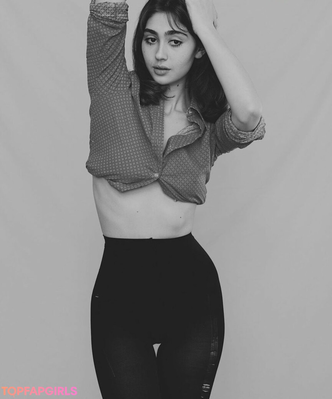 caterpillareyebrow model nude picture