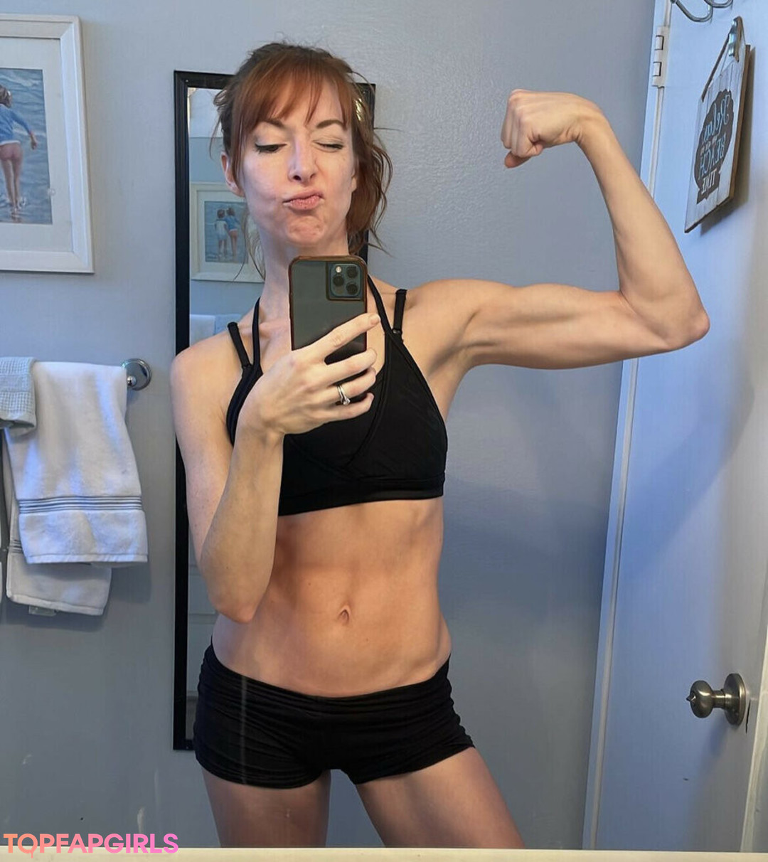 small pussy onlyfans hot picture