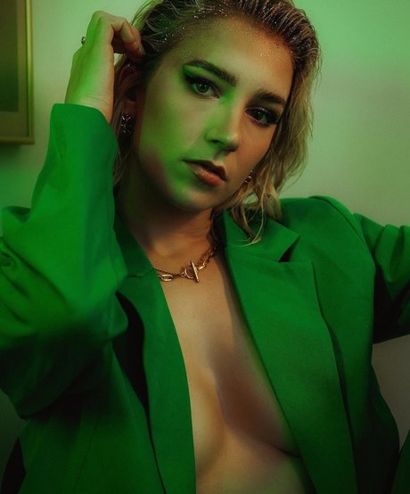 Courtney Miller pornstar xxx pic