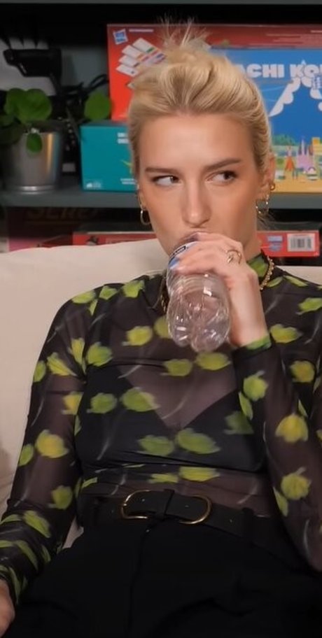 Courtney Miller model pornographic picture