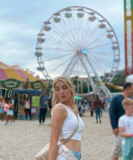 selfie nude onlyfans exclusive archive