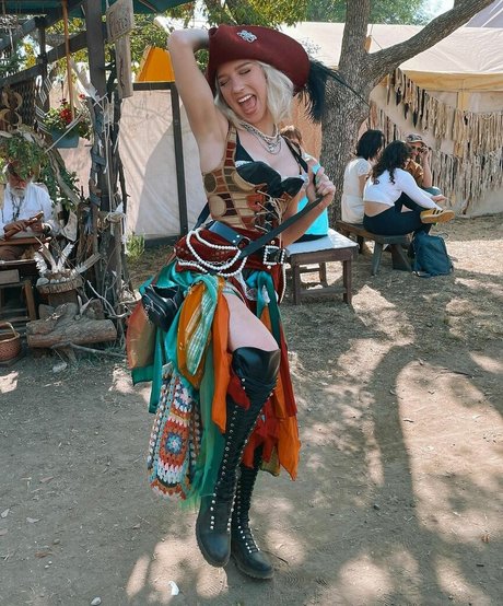 Courtney Miller hd pornstar img