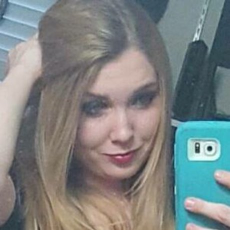 xMalin model adult image