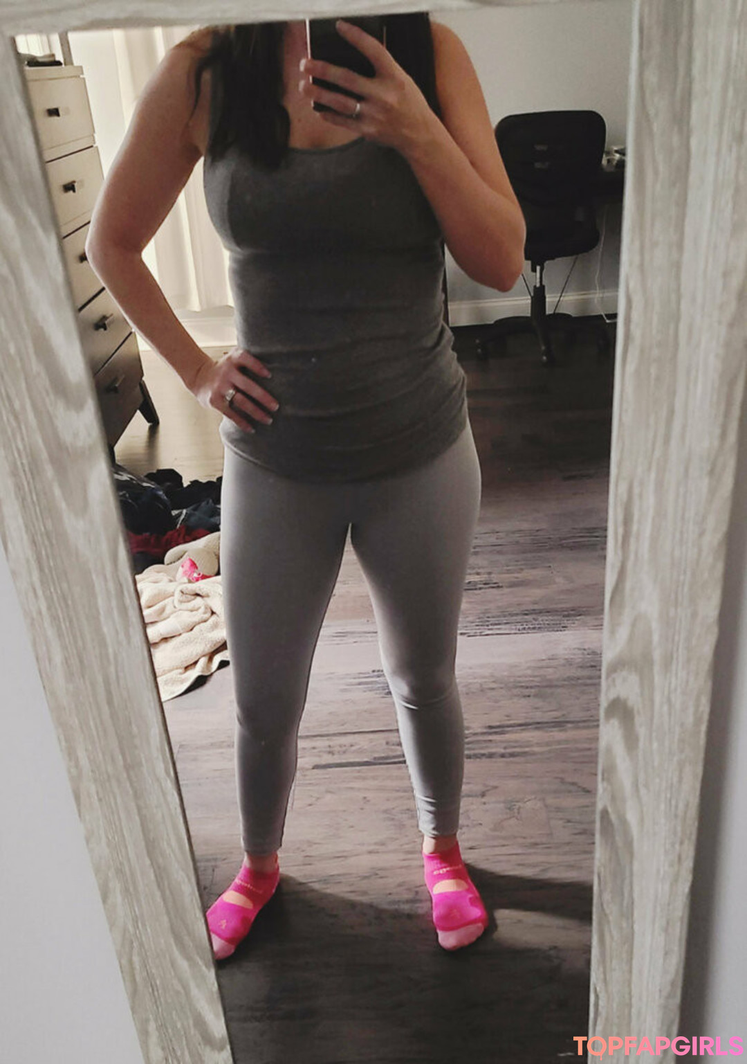 fitmomwith3 model erotic photos