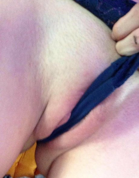 h art less model pornographic photos