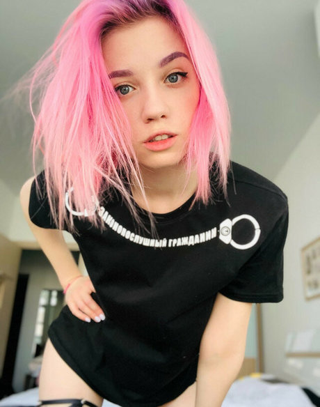 down onlyfans hot nude photos