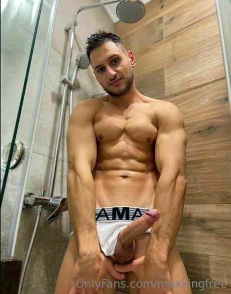 maxkingfree model pornographic pics