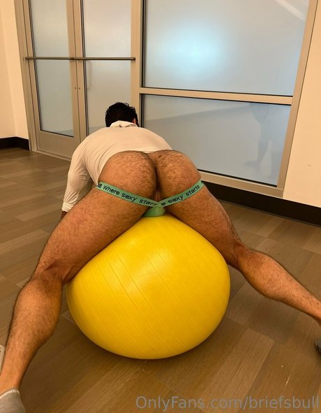 briefsbull star hot photos