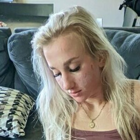 gloryhole wife onlyfans erotic gallery