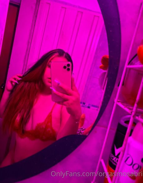 orgasmosabri model hot photo