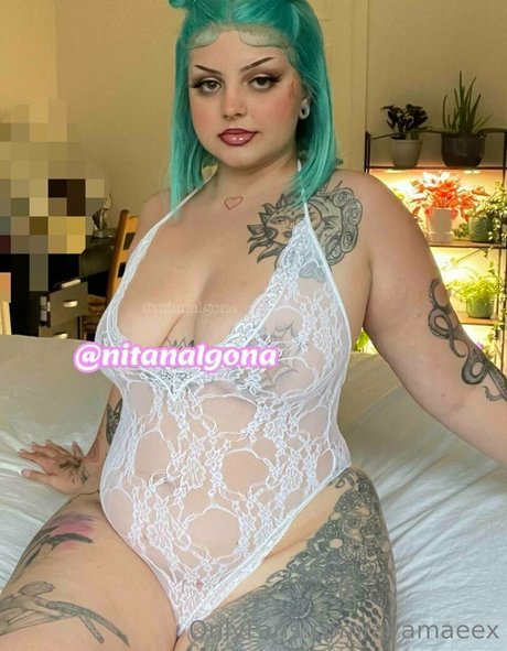 avamaeex star sex photo