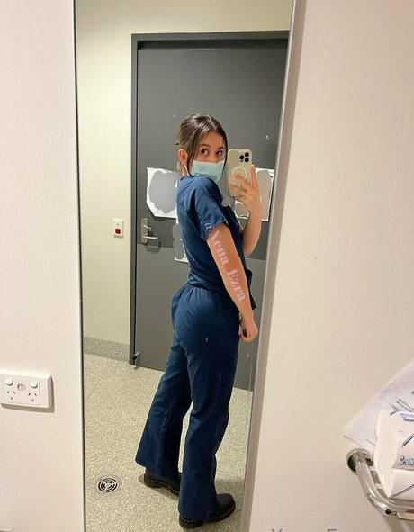 xena ezra top model pics