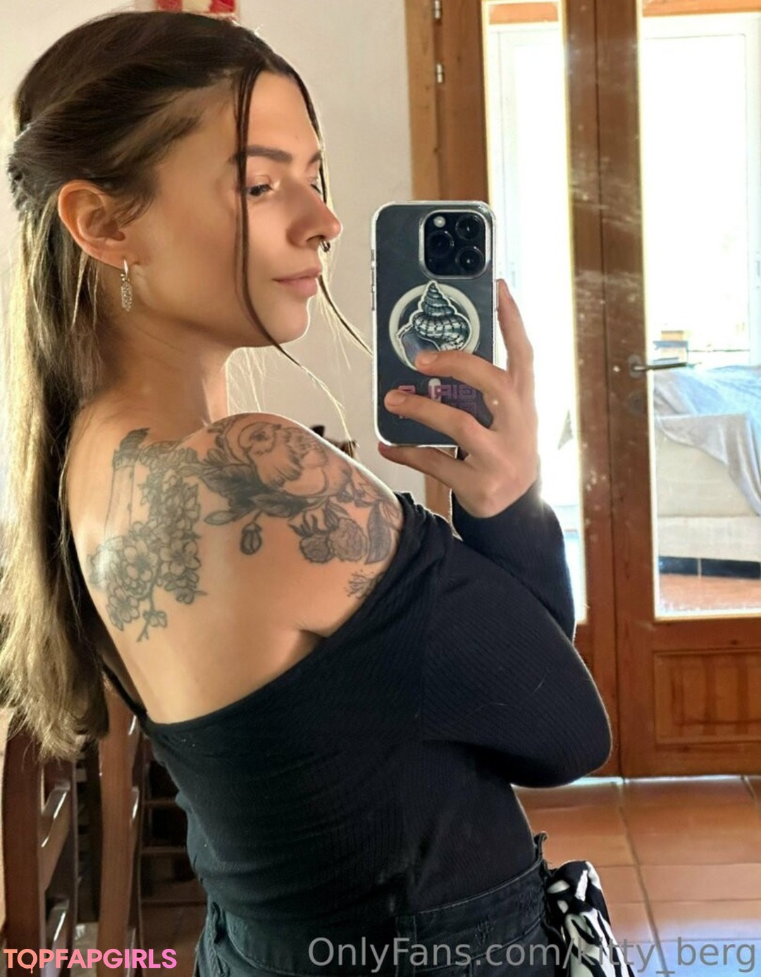 Kitty Berg porn star galleries