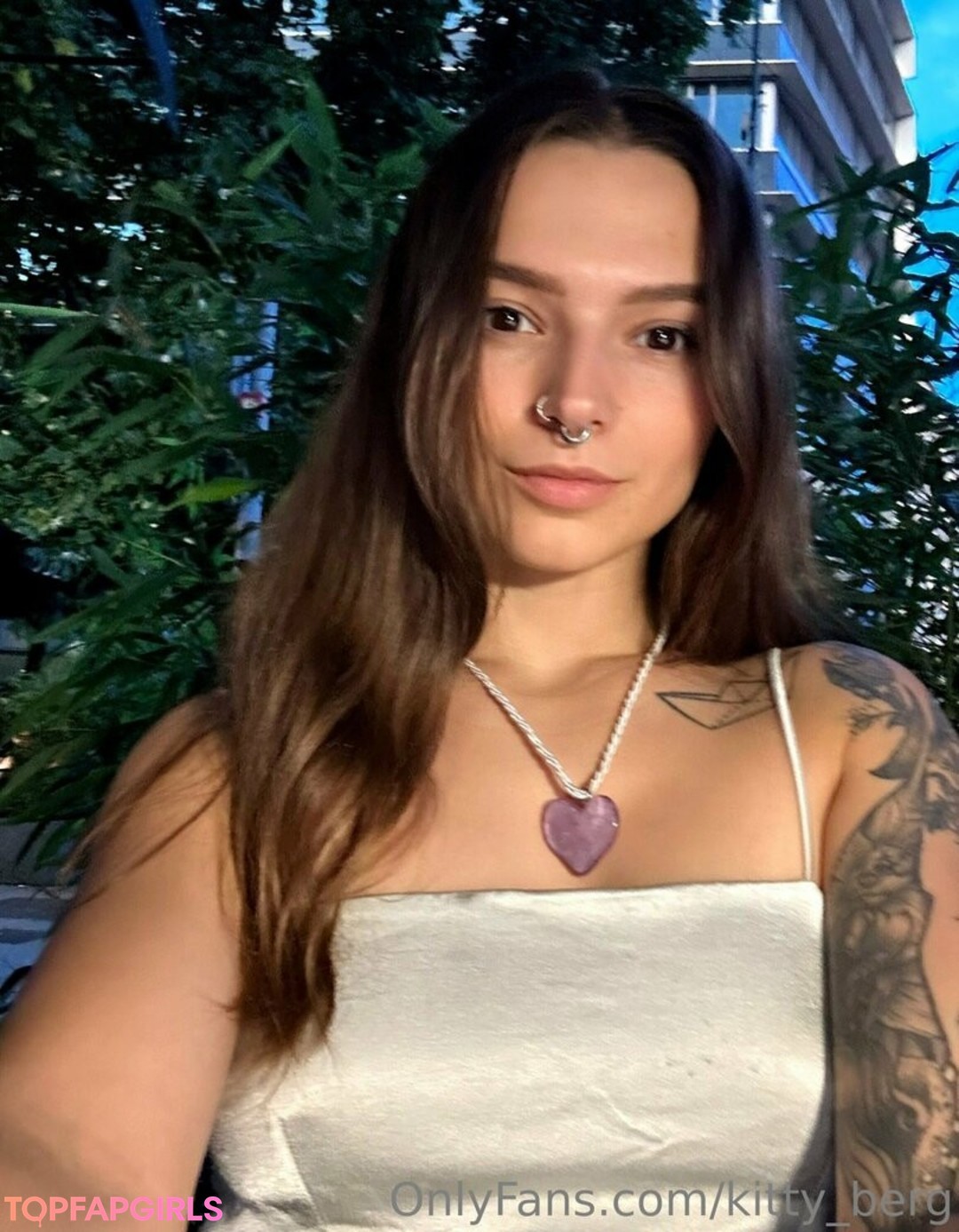 cum feet onlyfans beautiful pic