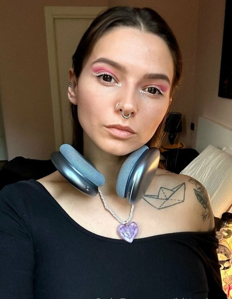 retro onlyfans art naked galleries