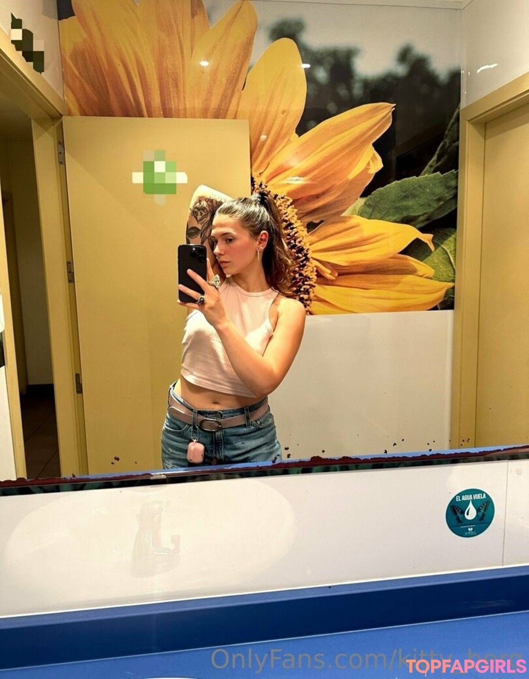 Kitty Berg top pornstar image