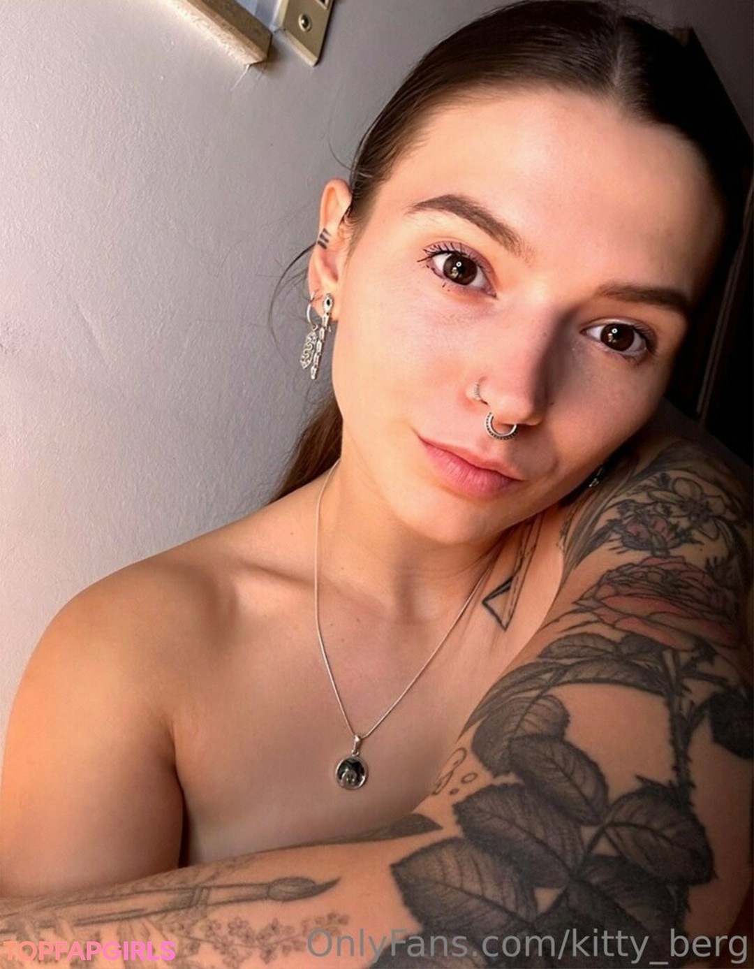 Kitty Berg star sex img