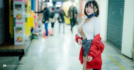 Zell Ching model art pictures