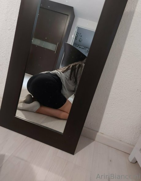 ariristorm model beautiful photos