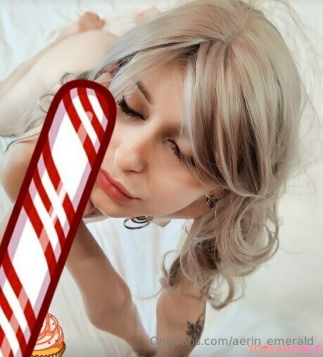 aerin emerald adult actress picture