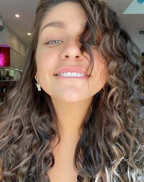 Andrea Russett pornographic star pics