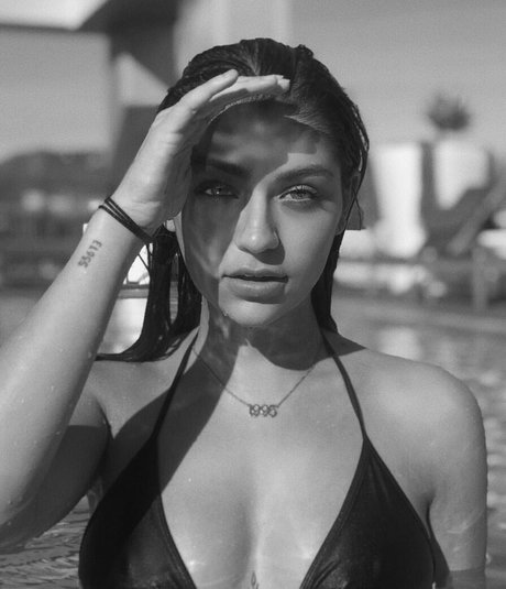Andrea Russett pornstar perfect galleries