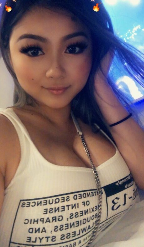 Vickibaybeee pornstar hd photo