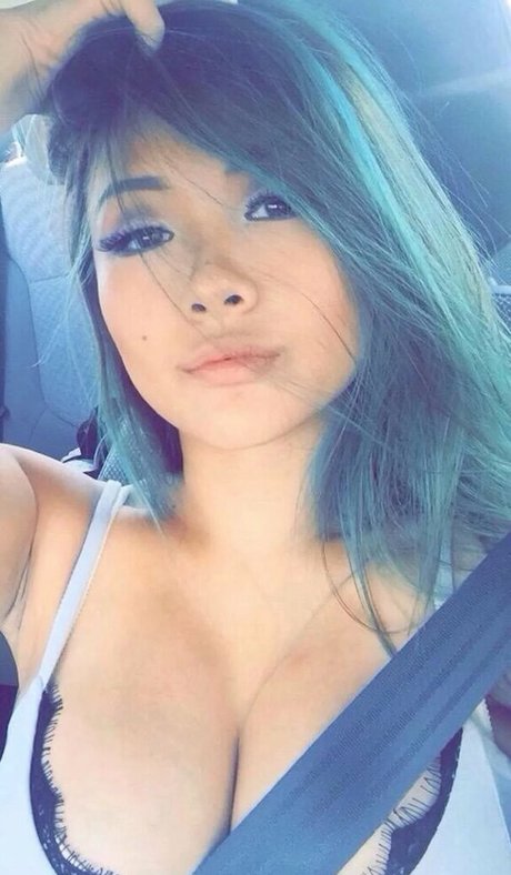 Vickibaybeee naked model galleries