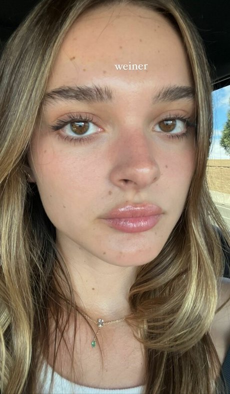 blonde natural onlyfans xxx pictures