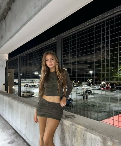 lesbian sex onlyfans adult photos