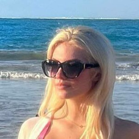 Hannah White top pornstar pictures