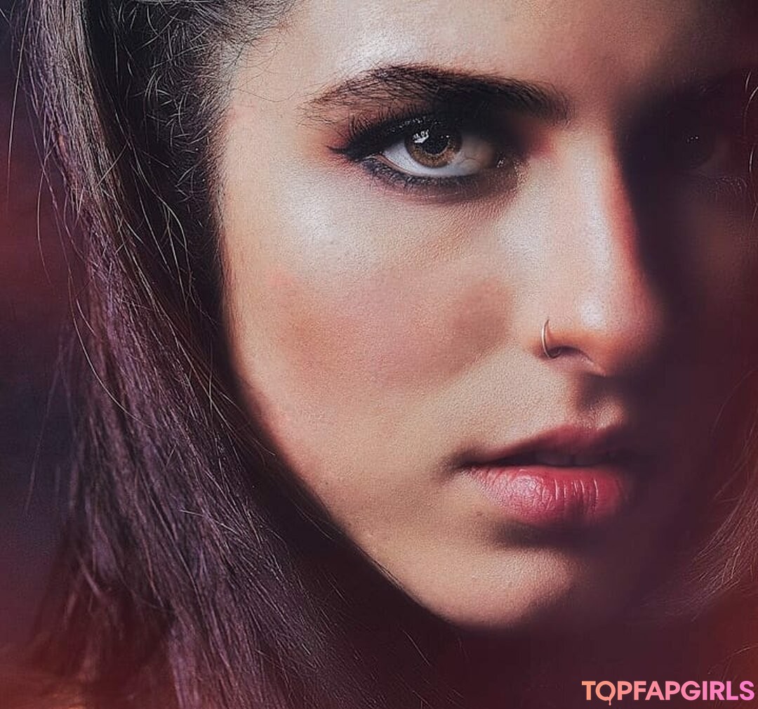 Camila Marana hd model pics
