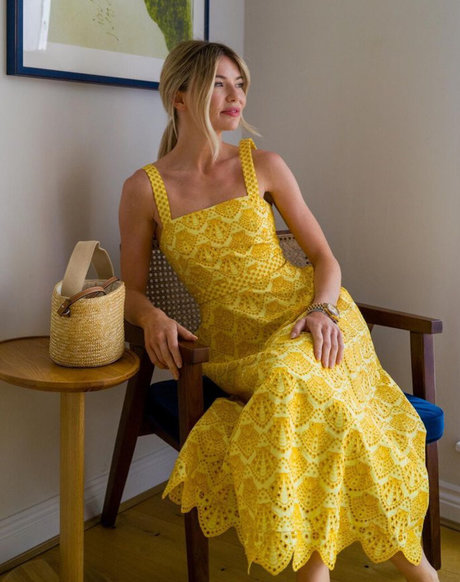 lesbian sex onlyfans pretty pictures