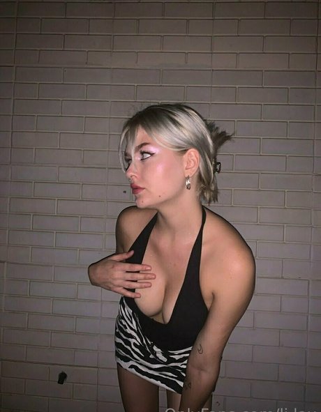 lesbian sex onlyfans sexy naked photo