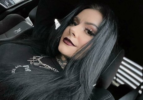 yourfavlittledemon pornstar erotic photo