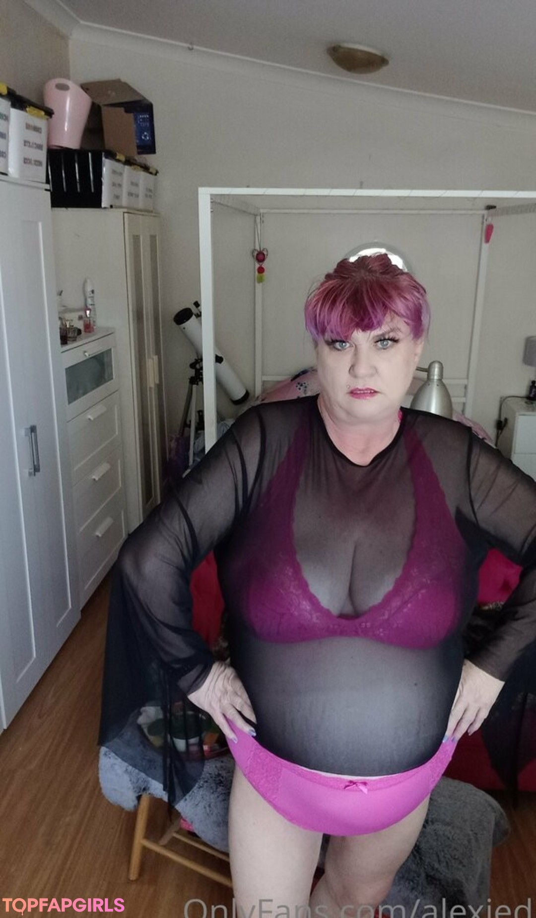 pinkywinky22 star naked gallery