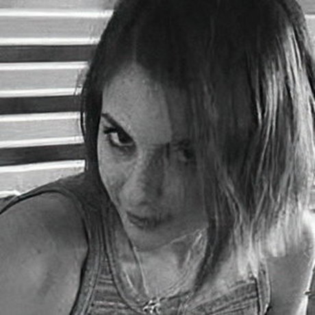 Willa Holland xxx model photos