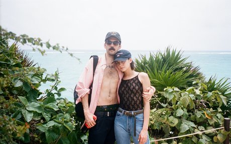 Willa Holland model free img