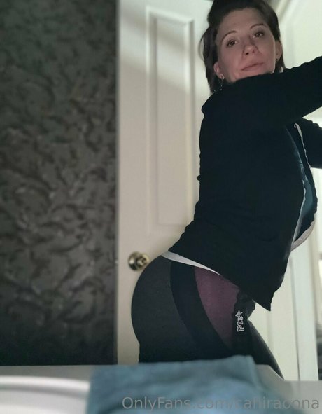 cahiraoona model adult galleries