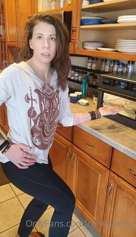 cahiraoona free actress gallery