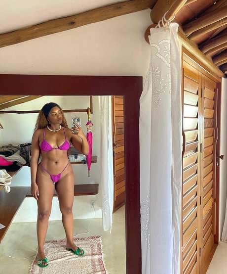 Izza Cantora pornographic star photo